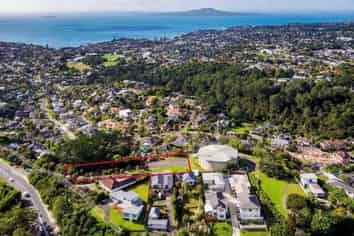 PRIME DEVELOPMENT LAND IN MURRAYS BAY