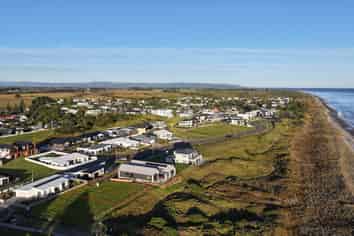 55 Pacific Parade, Coastlands