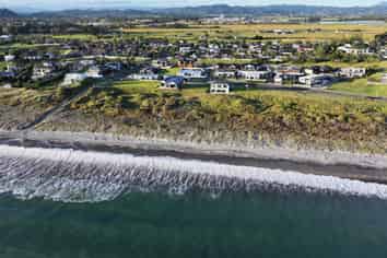 55 Pacific Parade, Coastlands