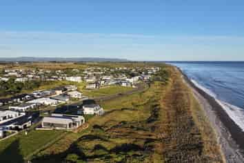 55 Pacific Parade, Coastlands