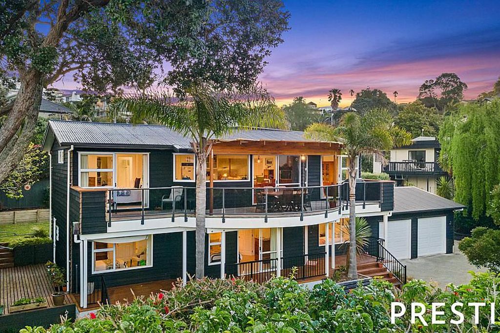 Property value 99 Churchill Road, Murrays Bay realestate.co.nz