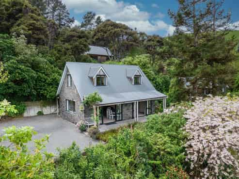 6888E Christchurch Akaroa Road, Takamatua
