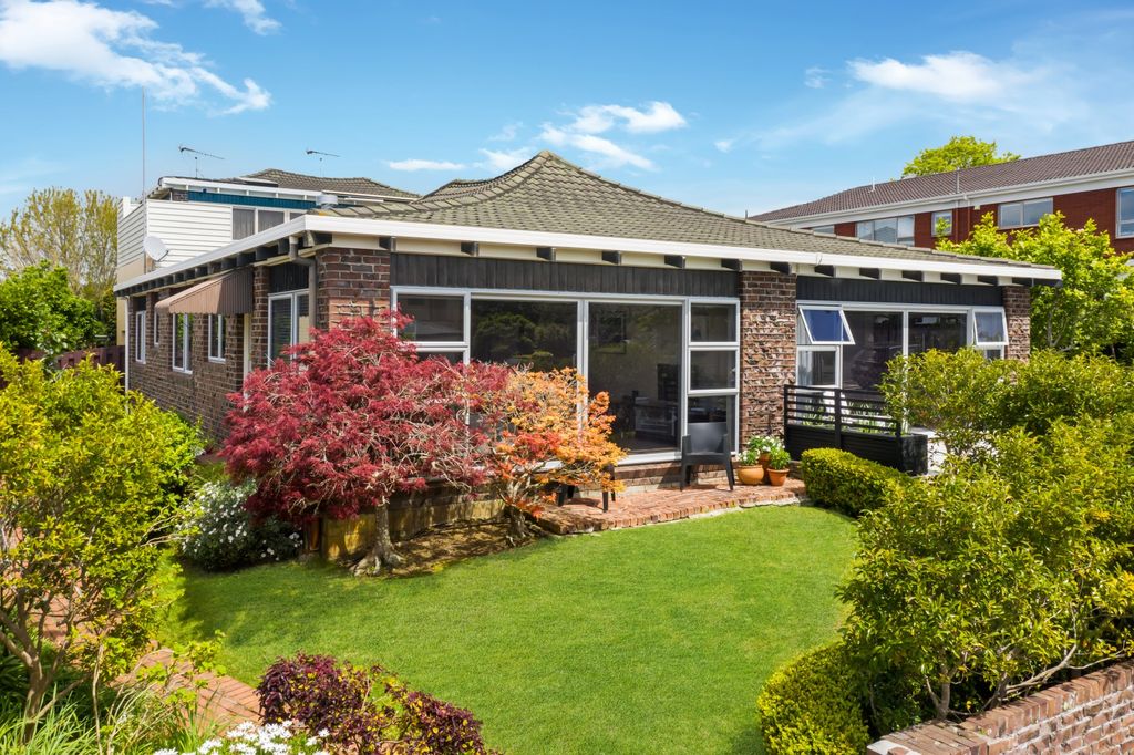 Property value 2/29 Rawhitiroa Road, Kohimarama realestate.co.nz