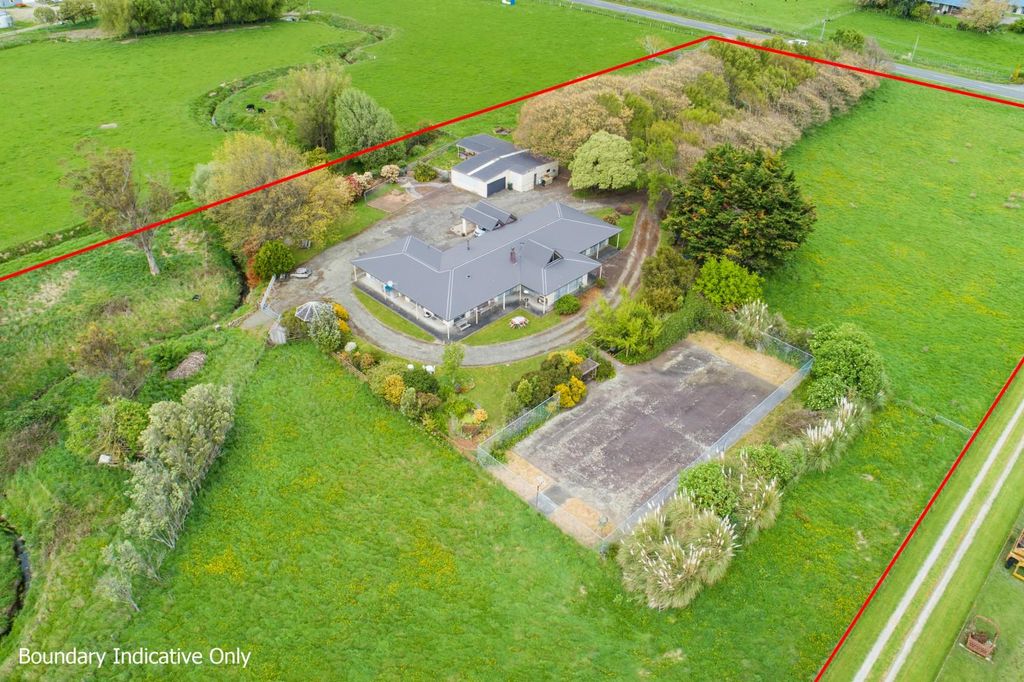 Property value 422 Milson Line, Newbury realestate.co.nz