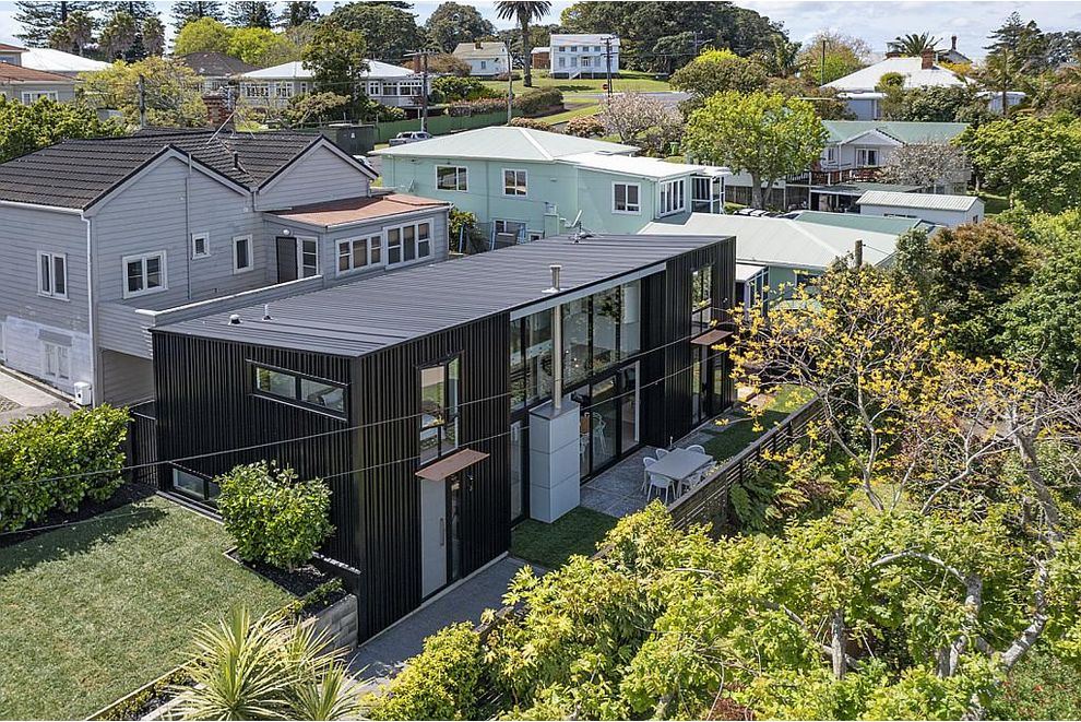 Onehunga level 1 business essay 03 picture