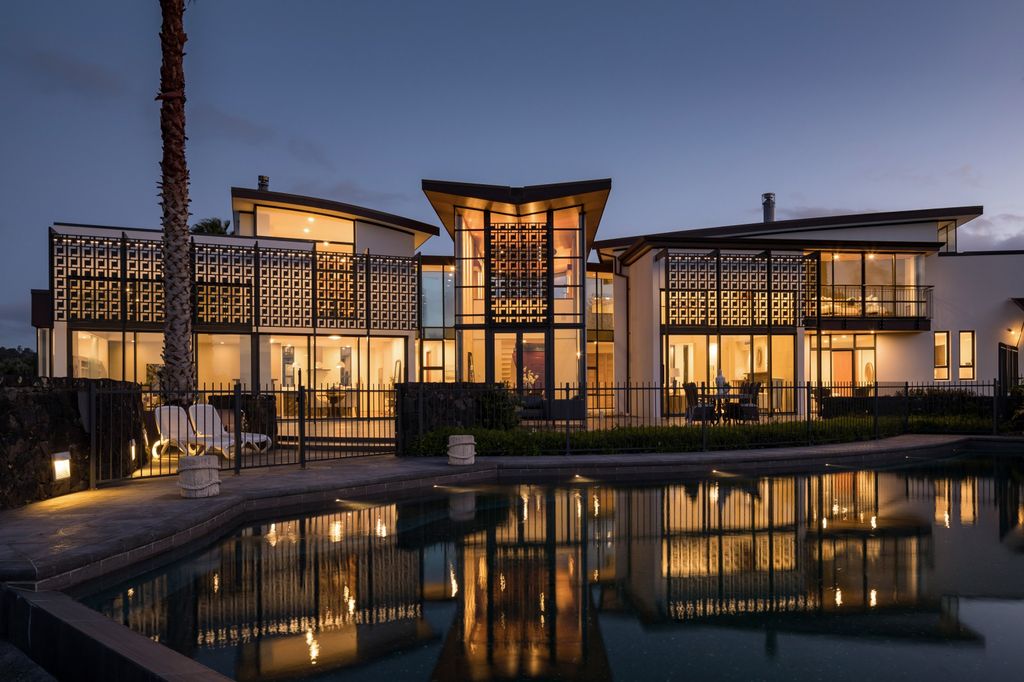 Property value 58 Porterfield Road, Whitford realestate.co.nz