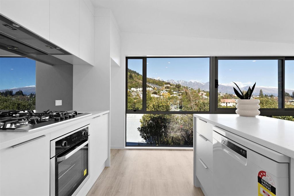 Property value 1/29 Hamilton Road, Queenstown Central realestate.co.nz