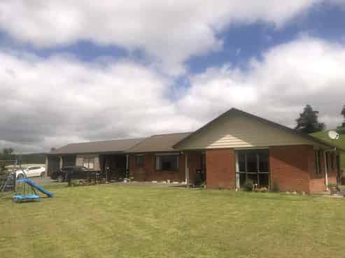 951 Mangakahia Road, Poroti