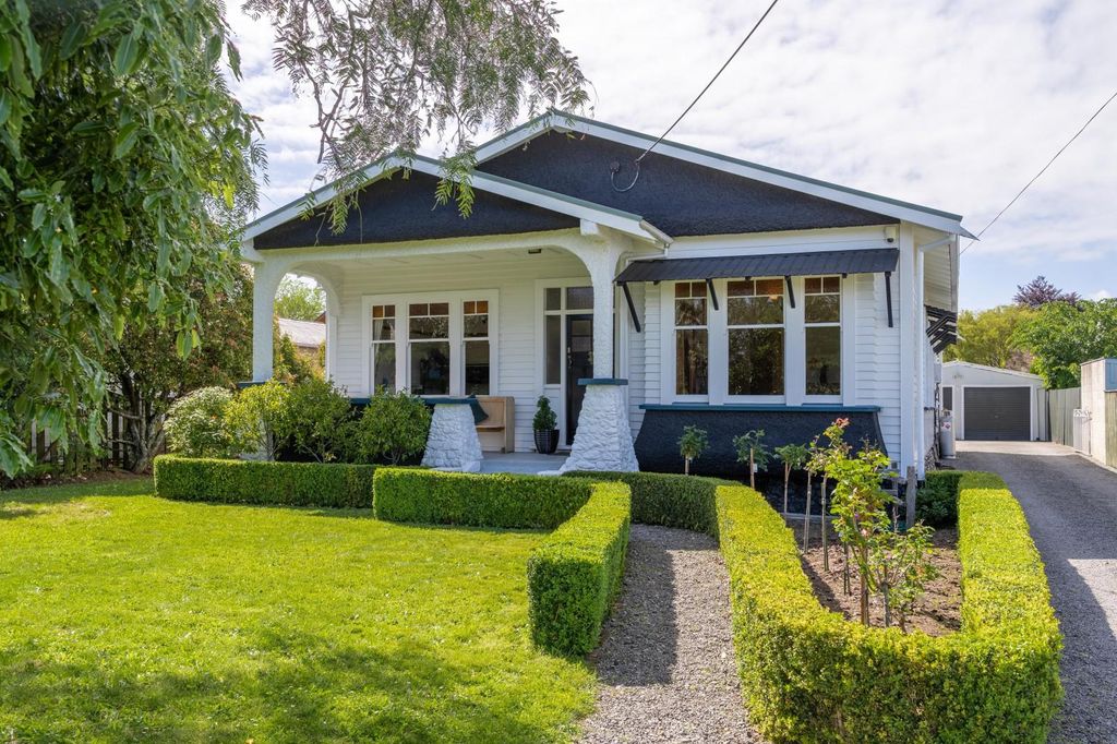 Property value - 25 Garrison Street, Carterton - realestate.co.nz