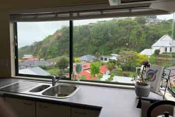 80 Milton Road, Bluff Hill