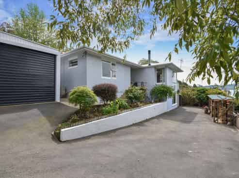 12 De Lacy Street, Maia