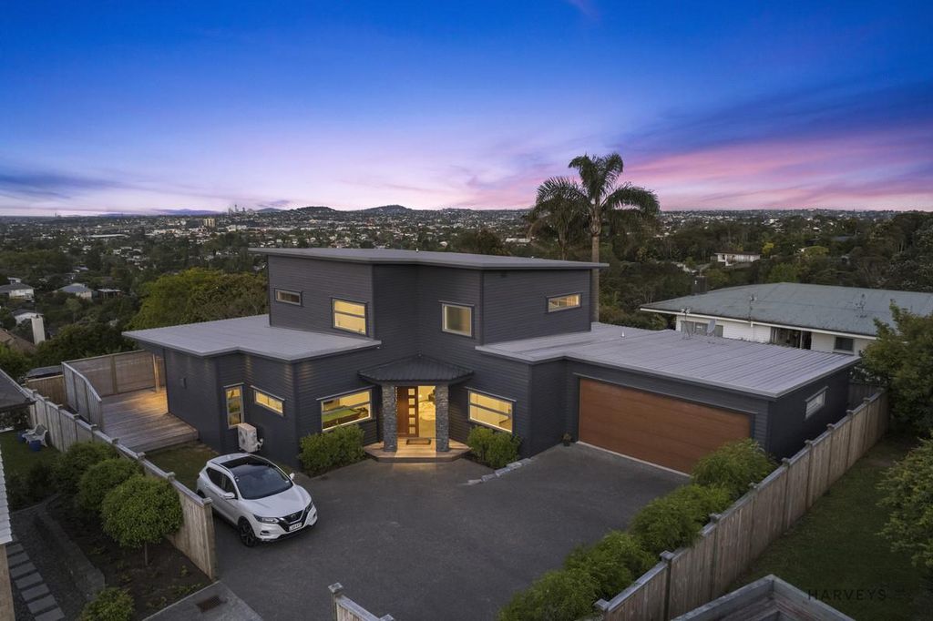 Property value 251A Golf Road, Titirangi realestate.co.nz