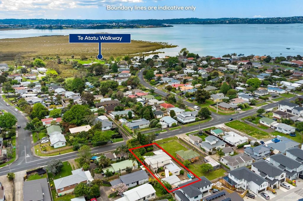 Property value 99 Wharf Road, Te Atatu Peninsula realestate.co.nz