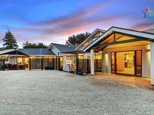 275A Paremata Haywards Road, Judgeford