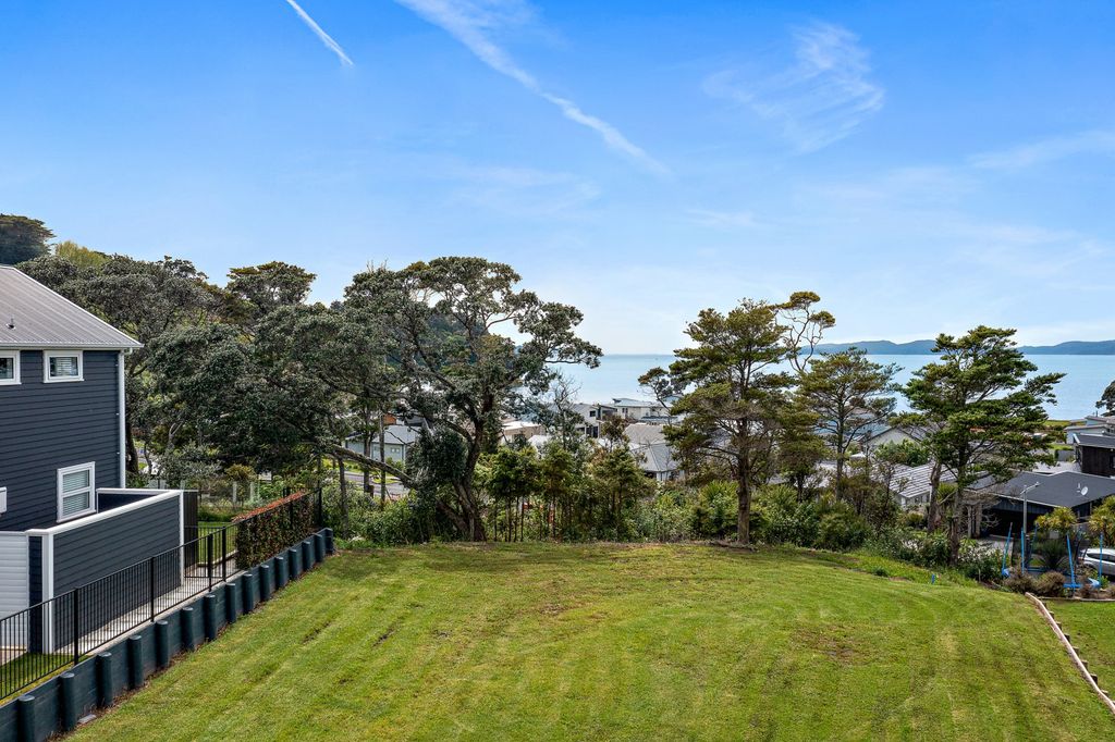 Property value 7 Koru Place, Snells Beach realestate.co.nz