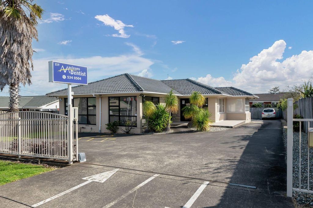 Property value 219 Bucklands Beach Road, Bucklands Beach realestate