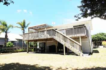 254 Kenwood Drive, Matarangi