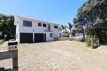 254 Kenwood Drive, Matarangi