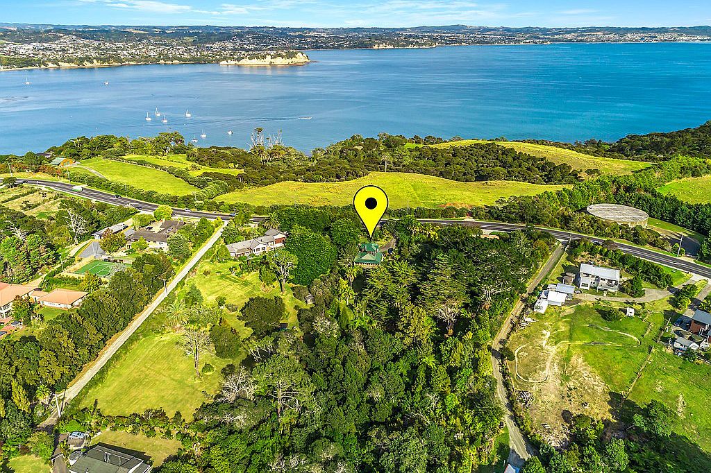Property value 1129A Whangaparaoa Road, Tindalls Beach realestate.co.nz
