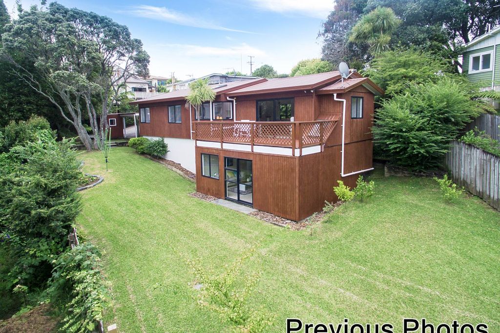Property value 16A Arran Road, Browns Bay realestate.co.nz