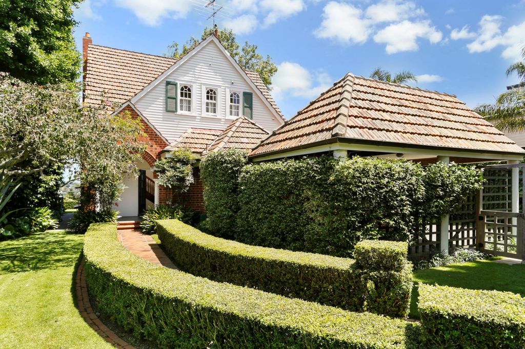 Property value 5 Fern Avenue, Epsom realestate.co.nz