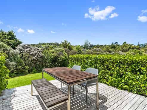 17/170 Green Road, Matakana