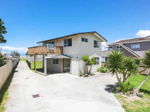32 Kowhai Avenue, Kaiaua