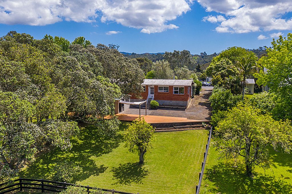 Property value 12 Shaw Road, Oratia realestate.co.nz