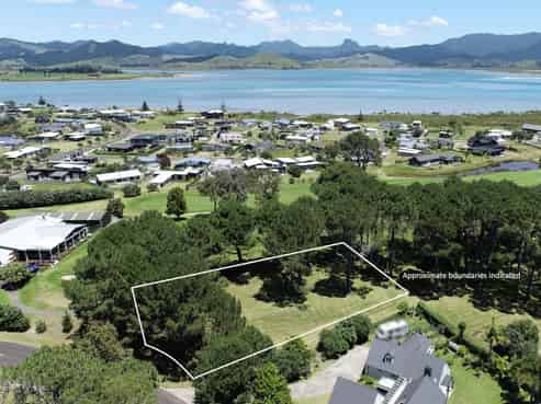 749 Matarangi Drive, Matarangi