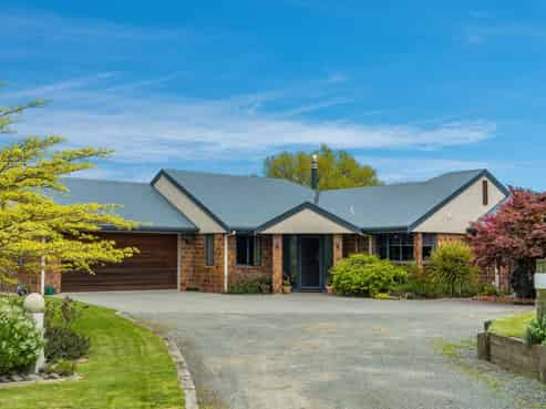 12 Pinedale Road, Lichfield