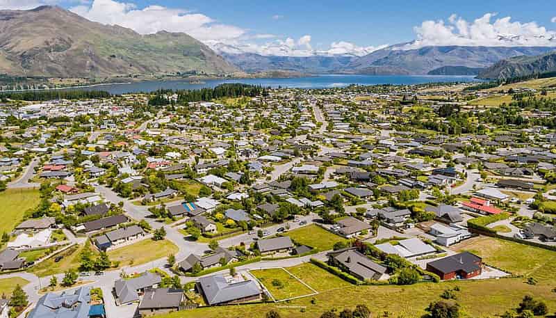 Property value - 11 Fastness Crescent, Wanaka - realestate.co.nz