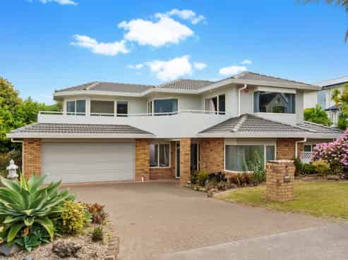 2 Bluefin Way, West Harbour
