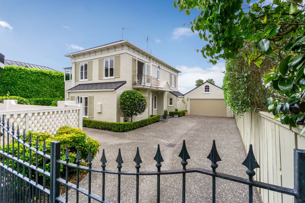Property value 83B Saint Stephens Avenue, Parnell realestate.co.nz