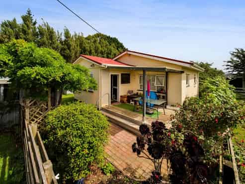 416A Ball Road, Manutahi