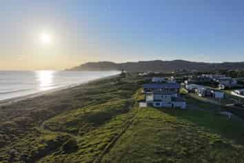 47 Pacific Parade, Coastlands