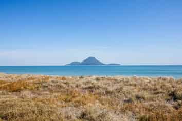 47 Pacific Parade, Coastlands