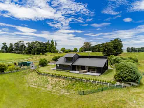 834 Whakapirau Road, Raukawa