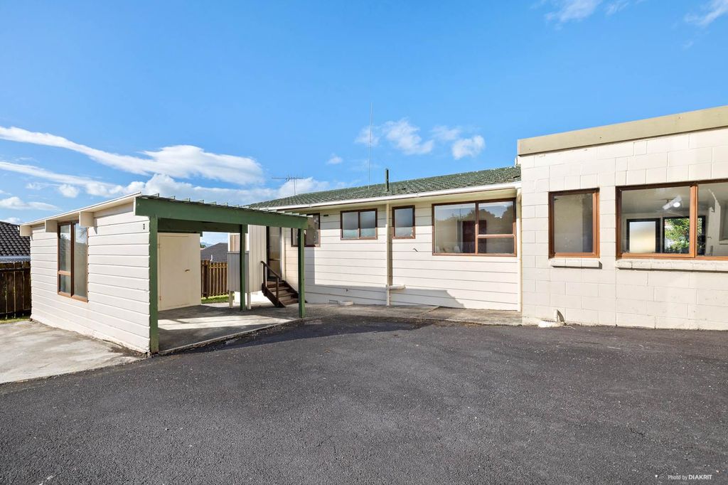 Property value 2/21 Cromdale Avenue, Highland Park realestate.co.nz