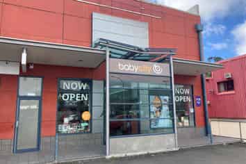Be in the Centre of Johnsonville