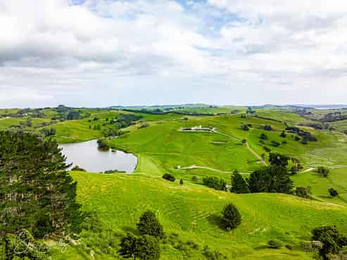 284 Oparakau Road, Matakohe