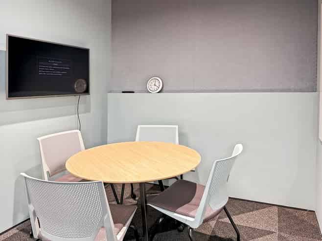 Find a dedicated desk in Regus Cider Building