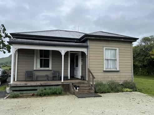 5 Mania Road, Awakino