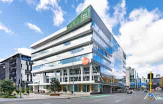 Work your way in Regus 155 Fanshawe Street