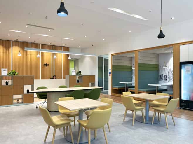 Work your way in Regus 155 Fanshawe Street