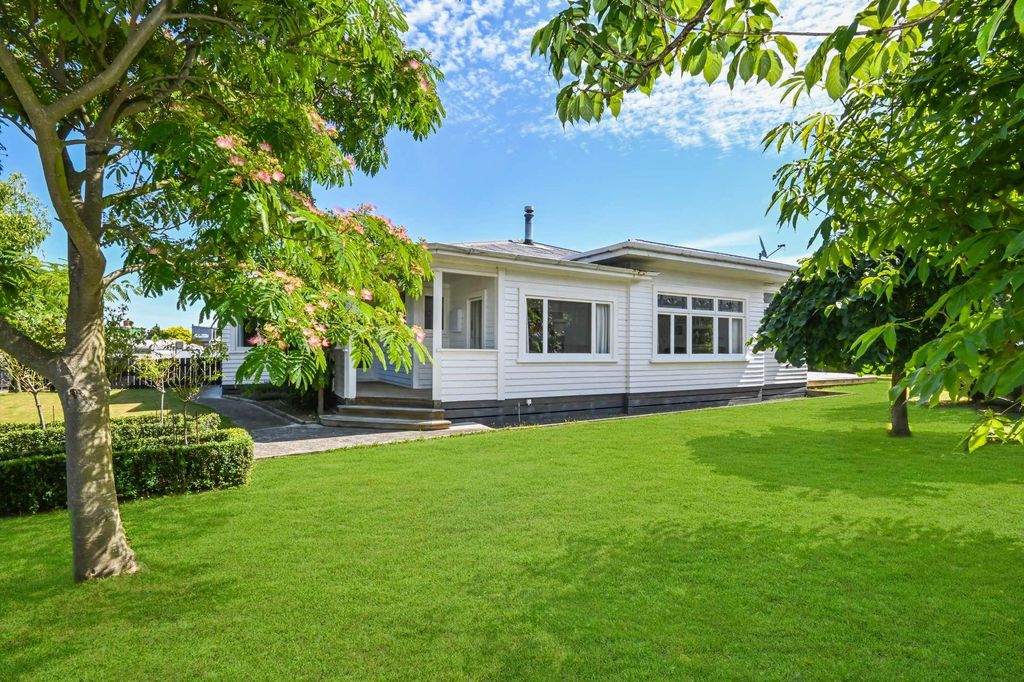 Property value 9 Seddon Street, Dannevirke realestate.co.nz
