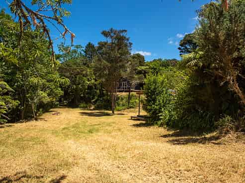 659 Backriver Road, Peria