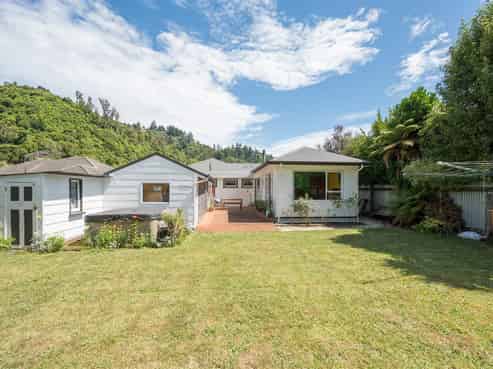 11 Blick Terrace, The Brook
