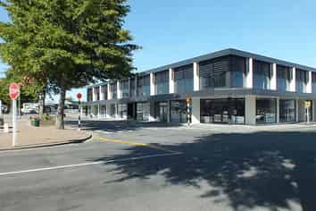Popular location, Central CBD Ashburton.  