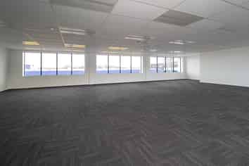 Popular location, Central CBD Ashburton.  