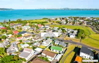 11 Halyard Place, Te Atatu Peninsula